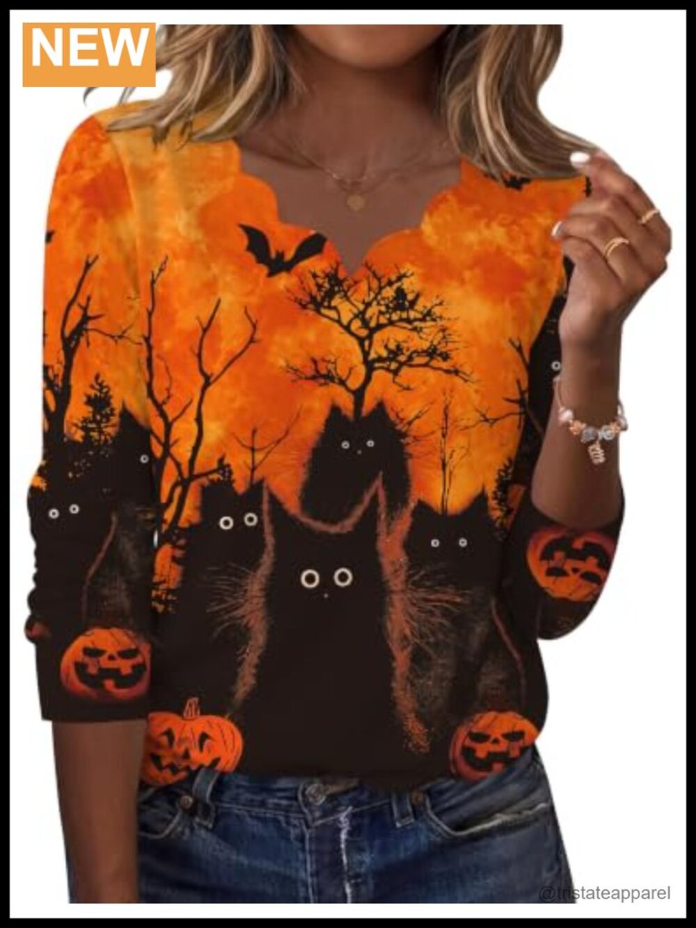 Women's Christmas Long Sleeve Graphic Top Scalloped V-Neck Holiday Shirt
